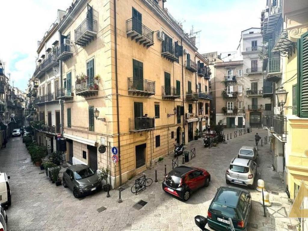 Appartamento Nel Centro Storico Di Palermo - Via Meli'S House Exterior photo